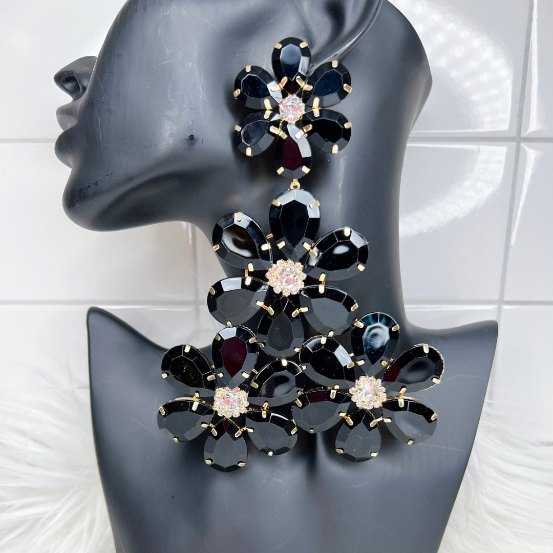 The Flower that Bloomed (Black)(Clip-ons)