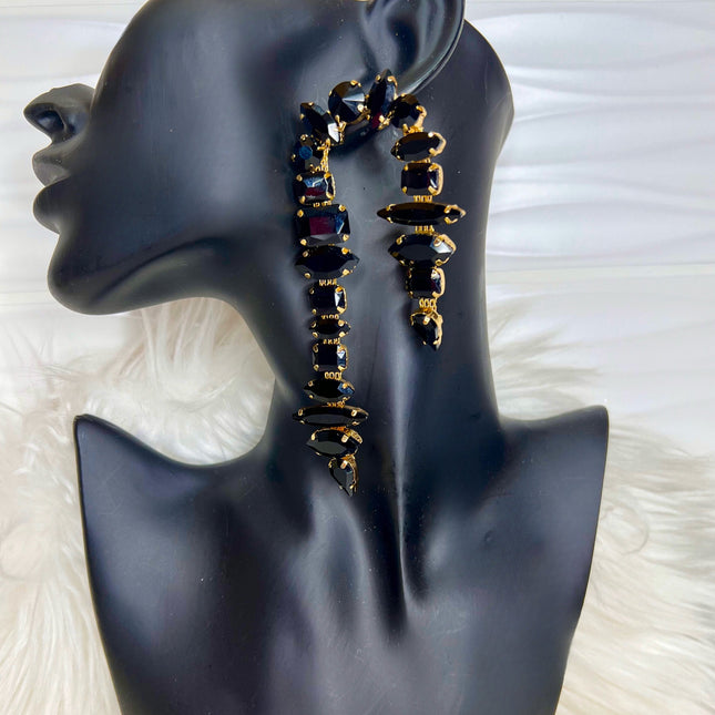 U-Turn earrings in black