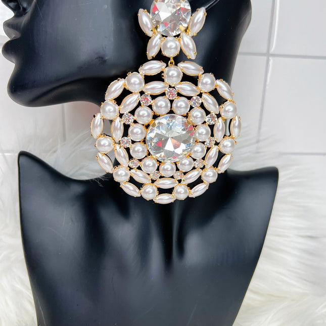 Apple of his Eye (Pearl) (Clip-Ons)