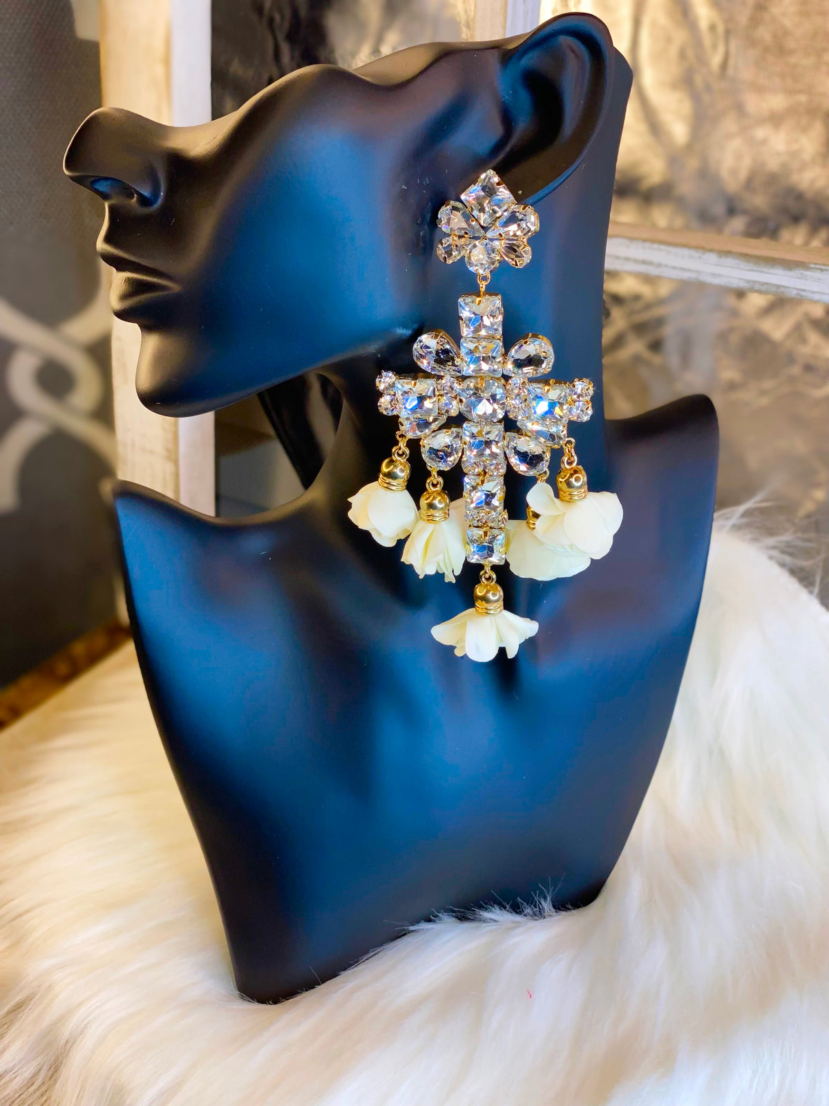 statement earrings for bride statement earrings for the bride statement jewelry